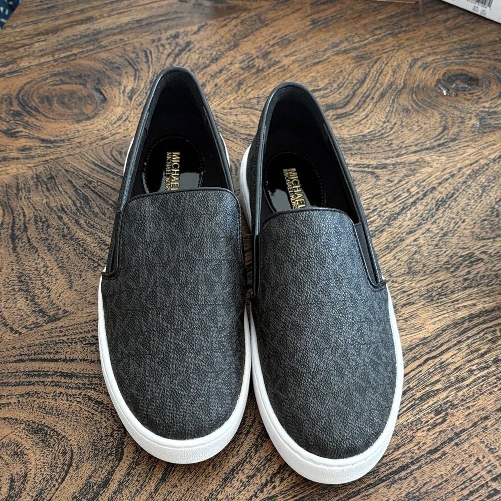Michael Kors Black Textured Slip-On Loafers